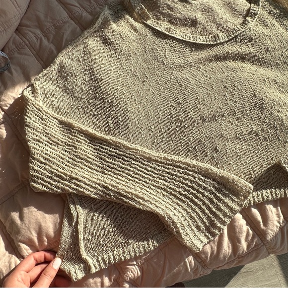 Urban Outfitters Top - Picture 1 of 6